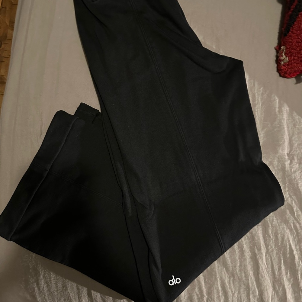 Alo wide leg sweat pant